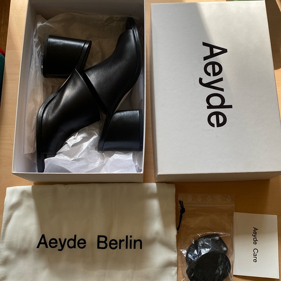 Aeyde Amanda heeled mule in black nappa leather - Picture 4 of 5